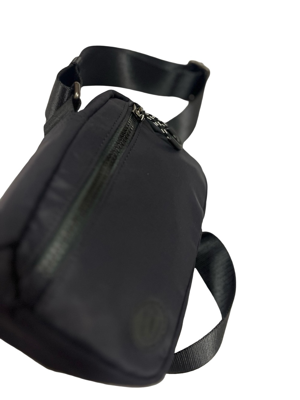 Vuori All Around Crossbody Bag Black Nylon Adjustable Strap Travel Festival Gym